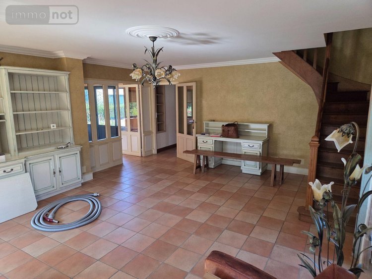 propriete a vendre Ambrières-les-Vallées 53300 Mayenne 150 m2 6 pièces 205920 euros
