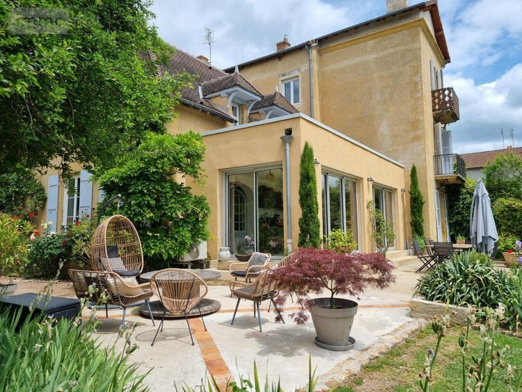 propriete a vendre Marcigny 71110 Saône-et-Loire 276 m2 10 pièces 572000 euros