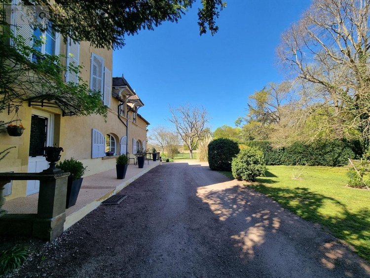 propriete a vendre Marcigny 71110 Saône-et-Loire 276 m2 10 pièces 545000 euros