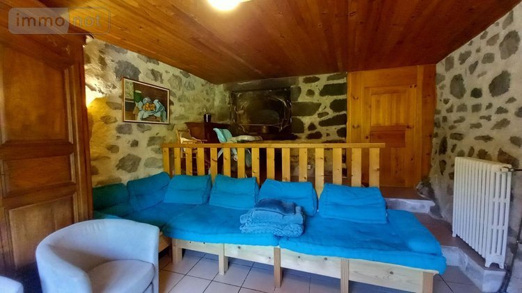 propriete a vendre Paulhac 15430 Cantal 300 m2  530000 euros