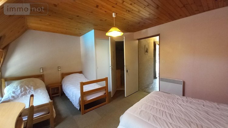 propriete a vendre Paulhac 15430 Cantal 300 m2  530000 euros