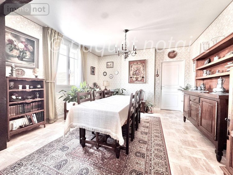 Immeuble a vendre Tergnier 02700 Aisne 193 m2  217300 euros