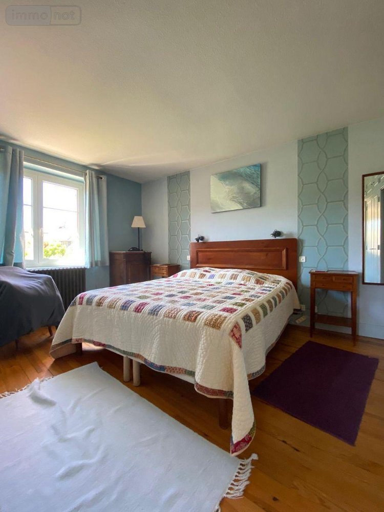 Maison a vendre Davayé 71960 Saône-et-Loire 177 m2 9 pièces 346500 euros