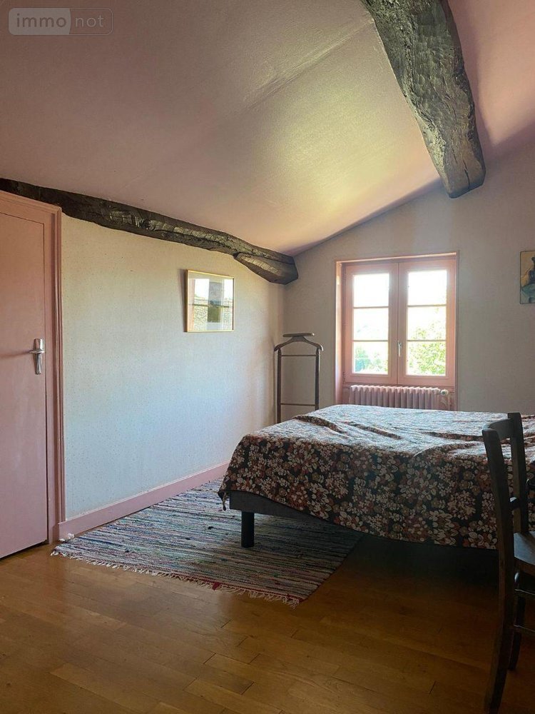 Maison a vendre Davayé 71960 Saône-et-Loire 177 m2 9 pièces 346500 euros