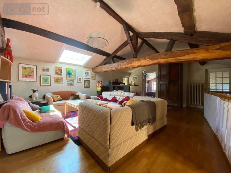 Maison a vendre Davayé 71960 Saône-et-Loire 177 m2 9 pièces 346500 euros