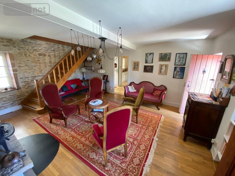 Maison a vendre Davayé 71960 Saône-et-Loire 177 m2 9 pièces 346500 euros