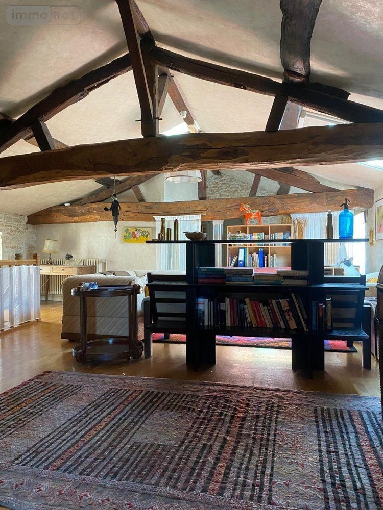 Maison a vendre Davayé 71960 Saône-et-Loire 177 m2 9 pièces 346500 euros