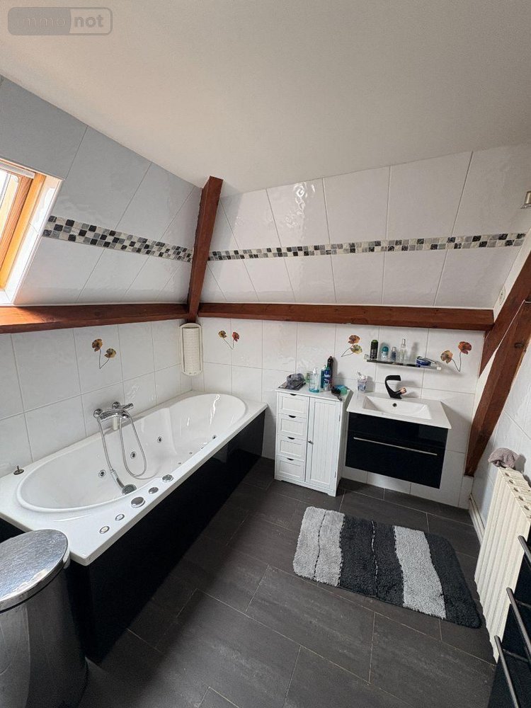 Maison a vendre Eu 76260 Seine-Maritime 100 m2 5 pièces 292000 euros