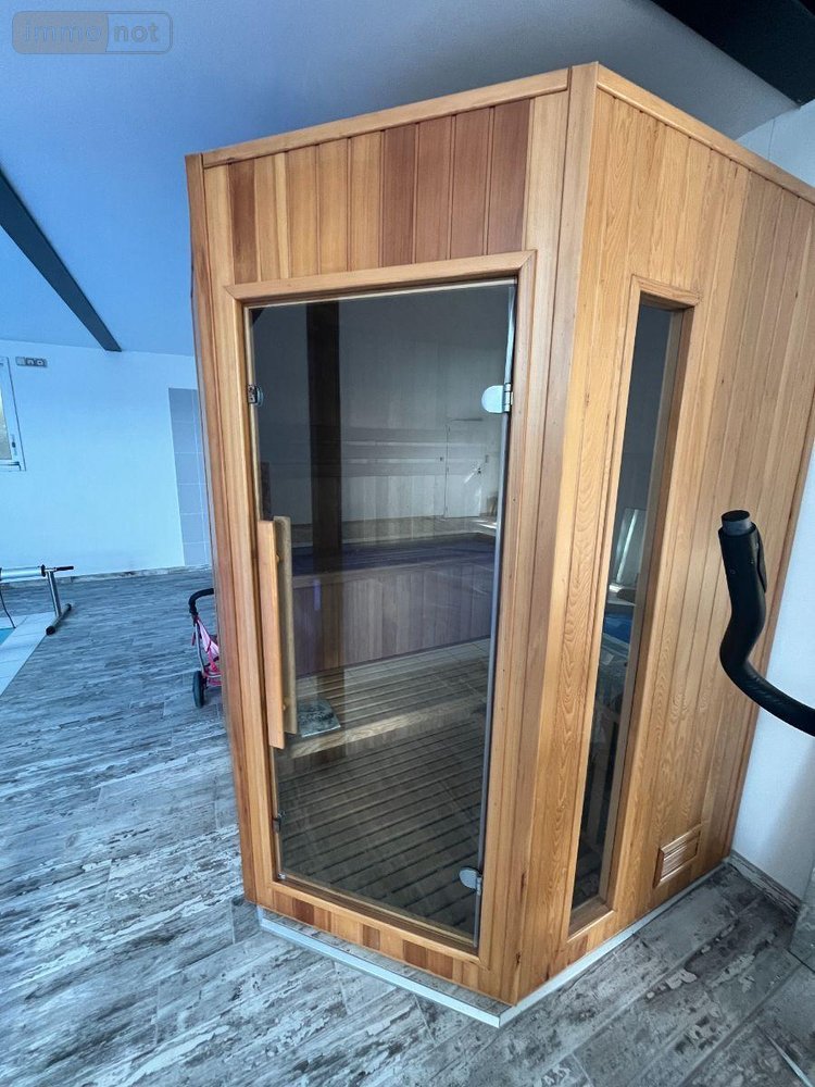 Maison a vendre Chemillé-en-Anjou 49120 Maine-et-Loire 241 m2 6 pièces 569250 euros