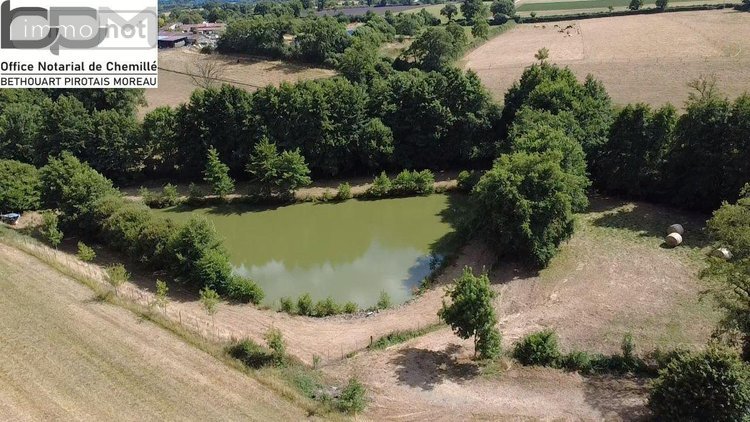 Maison a vendre Chemillé-en-Anjou 49120 Maine-et-Loire 241 m2 6 pièces 569250 euros