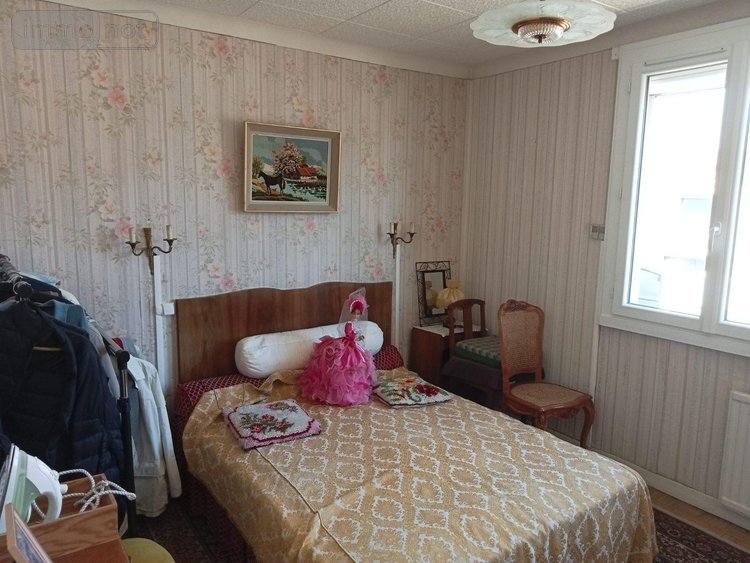 Maison a vendre Montluçon 03100 Allier 118 m2 6 pièces 106000 euros