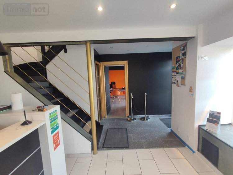 Immeuble a vendre Milizac 29290 Finistère 95 m2  240200 euros