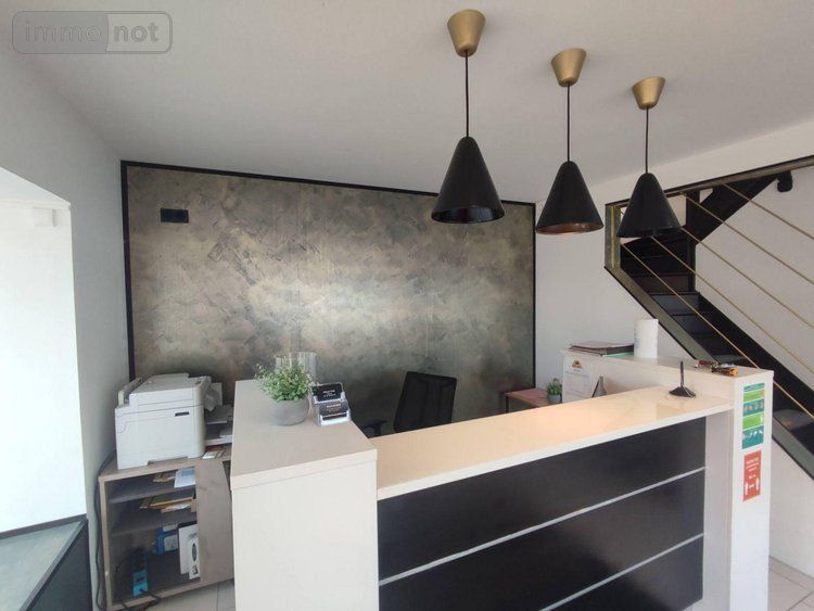 Immeuble a vendre Milizac 29290 Finistère 95 m2  240200 euros