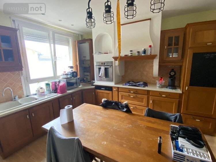 Maison a vendre Scaër 29390 Finistère 235 m2 10 pièces 222600 euros