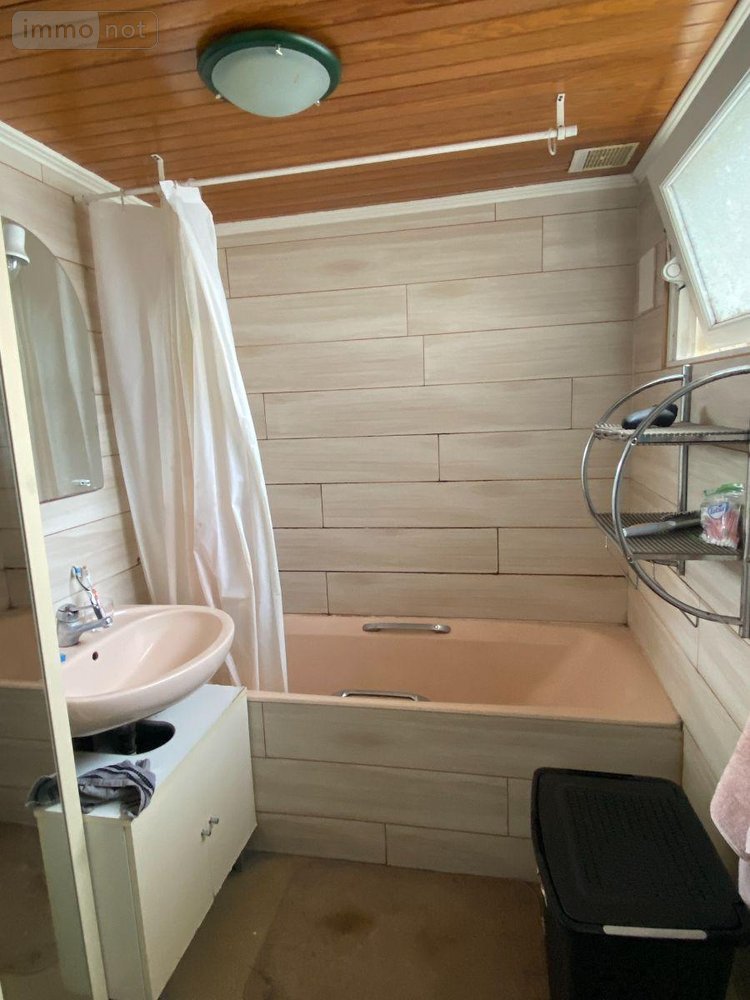 Maison a vendre Scaër 29390 Finistère 235 m2 10 pièces 222600 euros