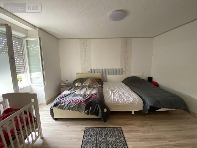 Maison a vendre Scaër 29390 Finistère 235 m2 10 pièces 222600 euros