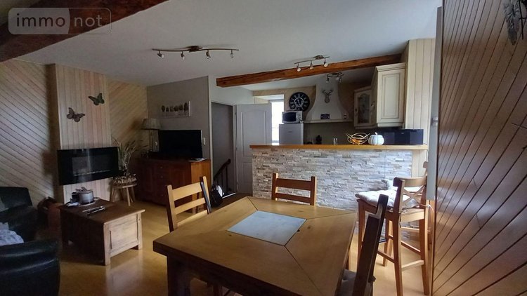 Immeuble a vendre Murat 15300 Cantal 71 m2  212000 euros