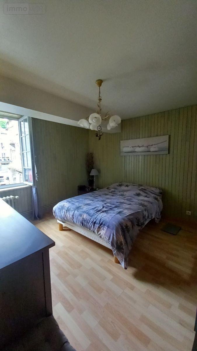 Immeuble a vendre Murat 15300 Cantal 71 m2  212000 euros