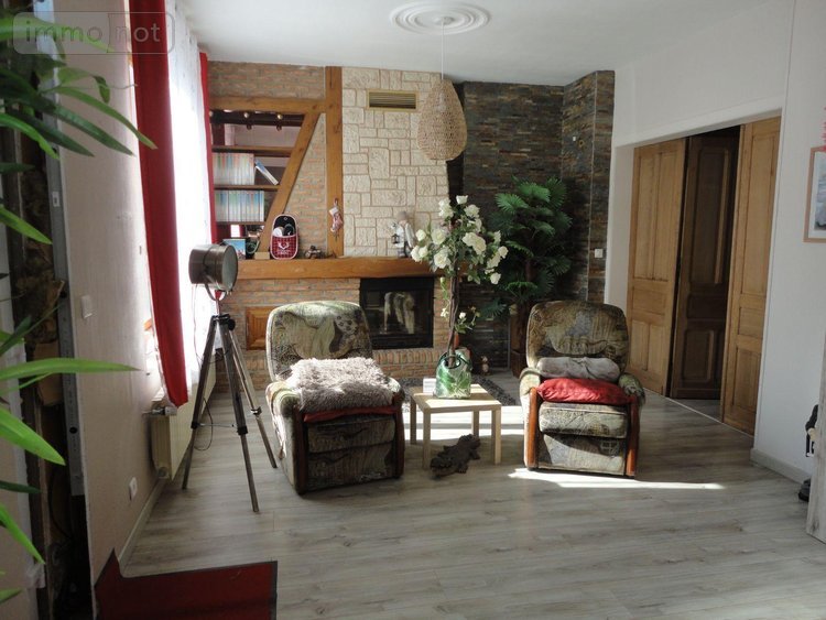 Immeuble a vendre Vieux-Berquin 59232 Nord 276 m2  399000 euros