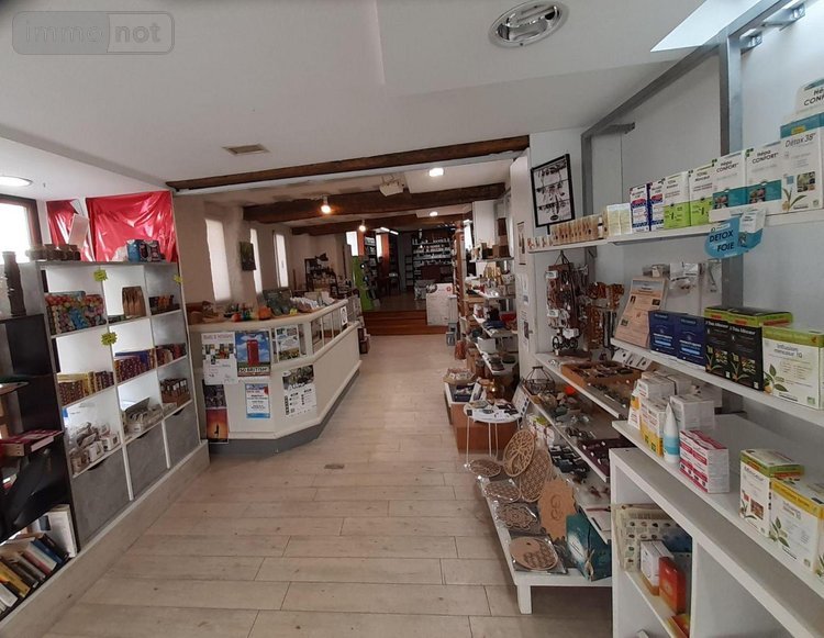 Immeuble a vendre Pontivy 56300 Morbihan 205 m2  194000 euros