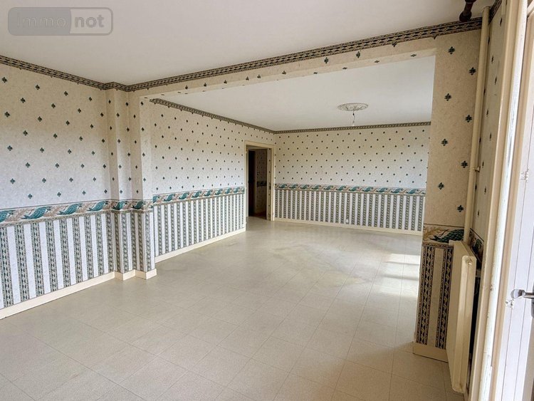 Appartement a vendre Bourges 18000 Cher 102 m2 5 pièces 148200 euros