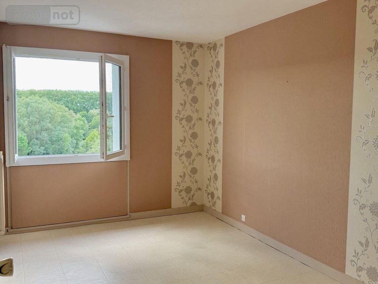 Appartement a vendre Bourges 18000 Cher 102 m2 5 pièces 148200 euros