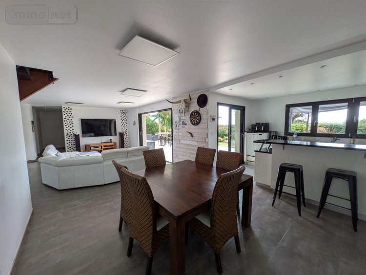 Maison a vendre Locunolé 29310 Finistère 198 m2  514305 euros