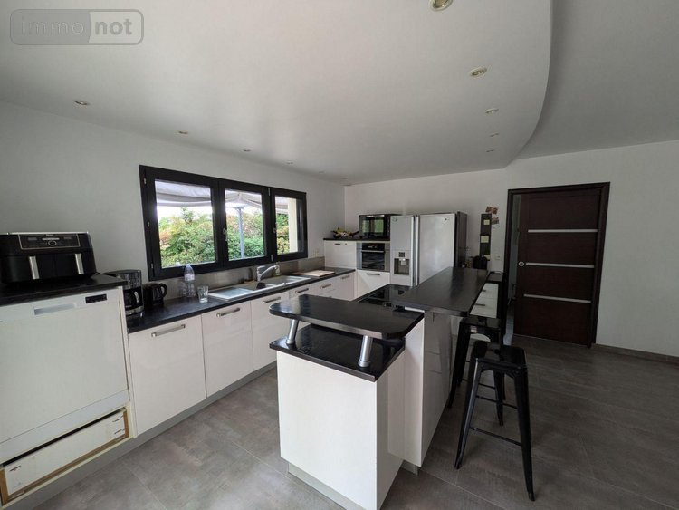 Maison a vendre Locunolé 29310 Finistère 198 m2  514305 euros