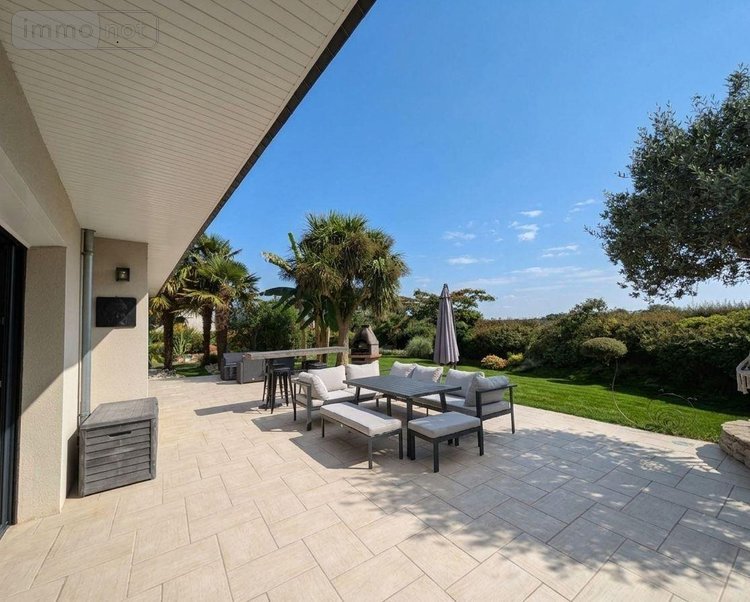 Maison a vendre Locunolé 29310 Finistère 198 m2  493525 euros