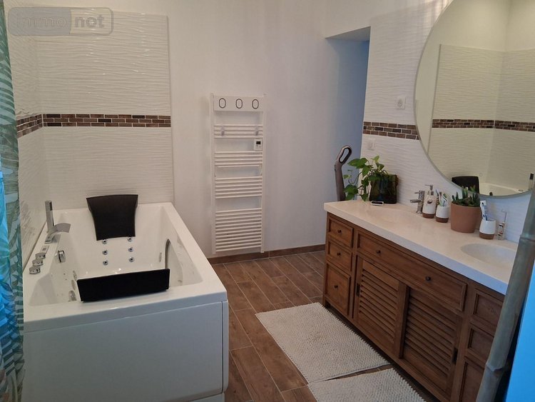 Maison a vendre Neuvicq 17270 Charente-Maritime 263 m2 8 pièces 988000 euros