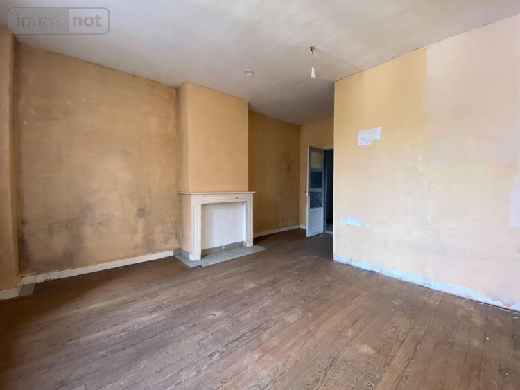 Immeuble a vendre Bailleul 59270 Nord 111 m2  189720 euros