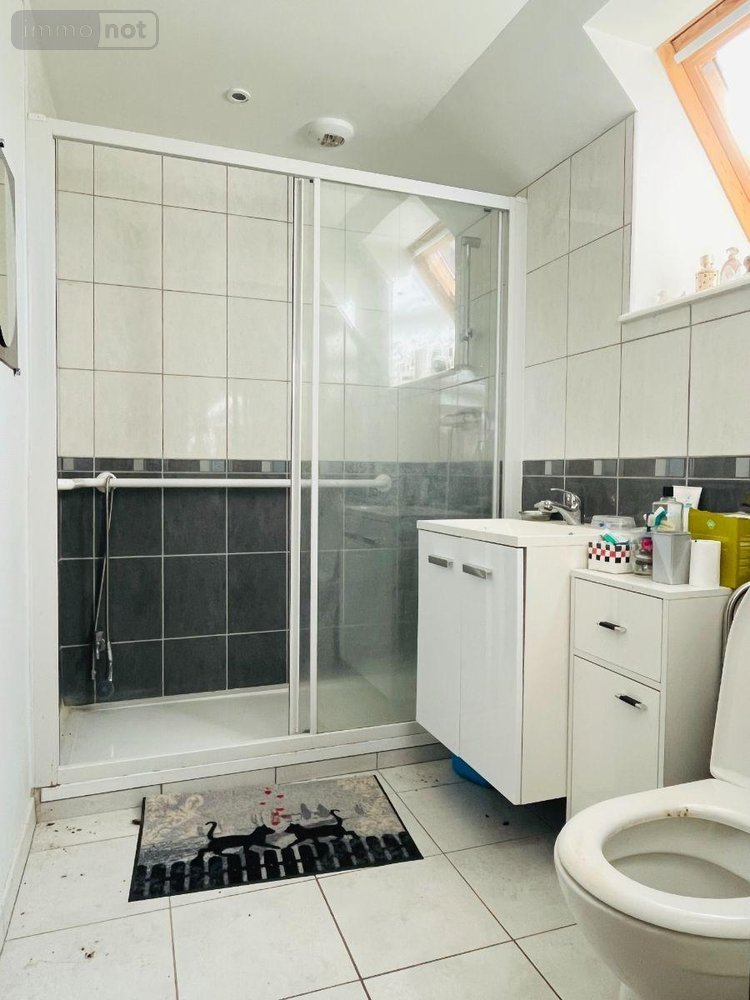 Maison a vendre Vengeons 50150 Manche 164 m2 8 pièces 194397 euros