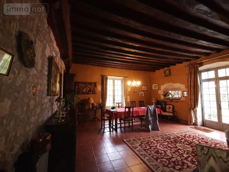 Viager maison Noyant-Villages 49490 Maine-et-Loire 183 m2 11 pièces 100000 euros