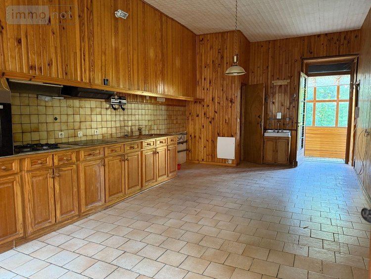 Maison a vendre Saint-Amand-Montrond 18200 Cher 148 m2 5 pièces 63600 euros