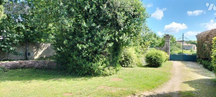 Maison a vendre Périgné 79170 Deux-Sèvres 338 m2 10 pièces 435700 euros