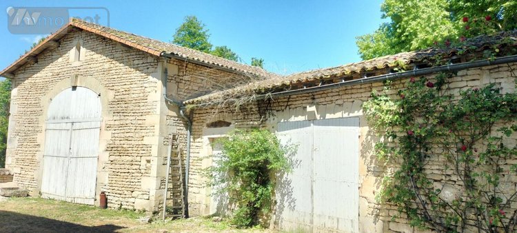 Maison a vendre Périgné 79170 Deux-Sèvres 338 m2 10 pièces 435700 euros