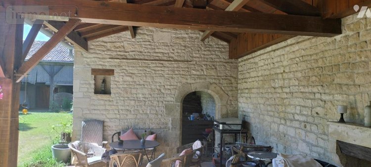 Maison a vendre Brioux-sur-Boutonne 79170 Deux-Sèvres 337 m2 14 pièces 245150 euros