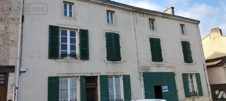 Maison a vendre Brioux-sur-Boutonne 79170 Deux-Sèvres 337 m2 14 pièces 245150 euros