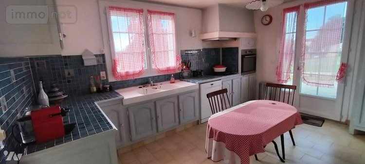 Maison a vendre Périgné 79170 Deux-Sèvres 270 m2 11 pièces 245150 euros