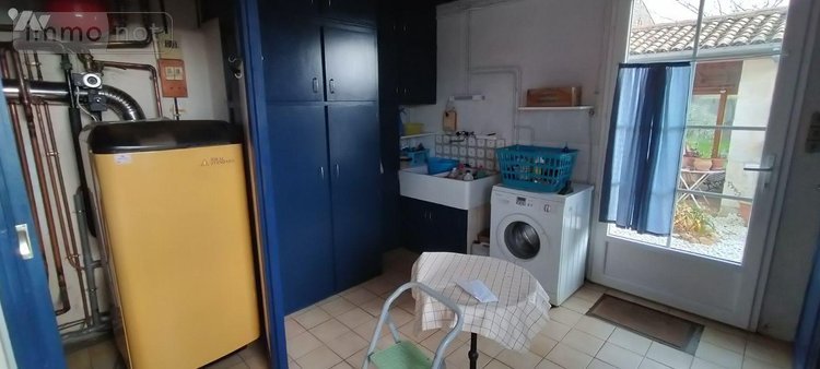 Maison a vendre Périgné 79170 Deux-Sèvres 270 m2 11 pièces 229700 euros