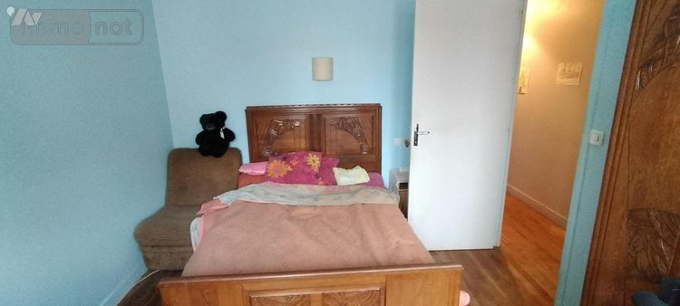 Immeuble a vendre Lezay 79120 Deux-Sèvres 325 m2  106100 euros