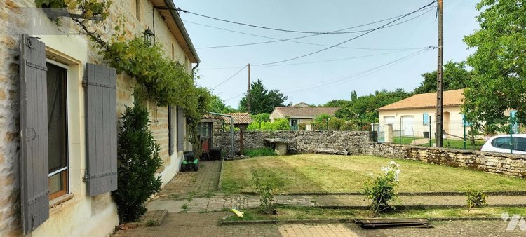 Maison a vendre Sainte-Soline 79120 Deux-Sèvres 161 m2 5 pièces 178200 euros