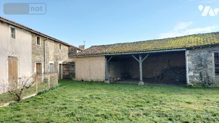 Maison a vendre Vanzay 79120 Deux-Sèvres 71 m2 3 pièces 33600 euros