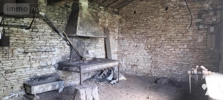 Maison a vendre Vanzay 79120 Deux-Sèvres 71 m2 3 pièces 33600 euros