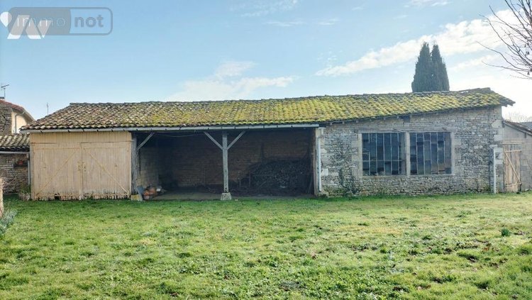 Maison a vendre Vanzay 79120 Deux-Sèvres 71 m2 3 pièces 33600 euros