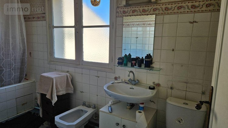 Maison a vendre L'Éguille 17600 Charente-Maritime 220 m2 10 pièces 283200 euros