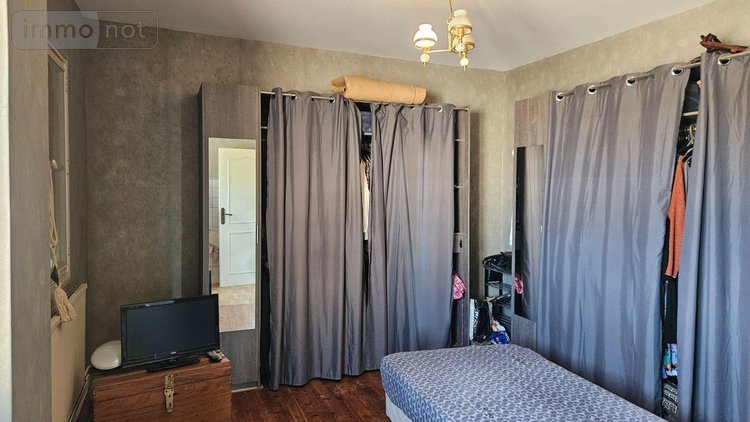 Maison a vendre L'Éguille 17600 Charente-Maritime 220 m2 10 pièces 283200 euros