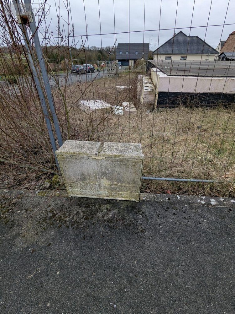 Terrain a batir a vendre Saint-Pol-sur-Ternoise 62130 Pas-de-Calais 735 m2  74320 euros