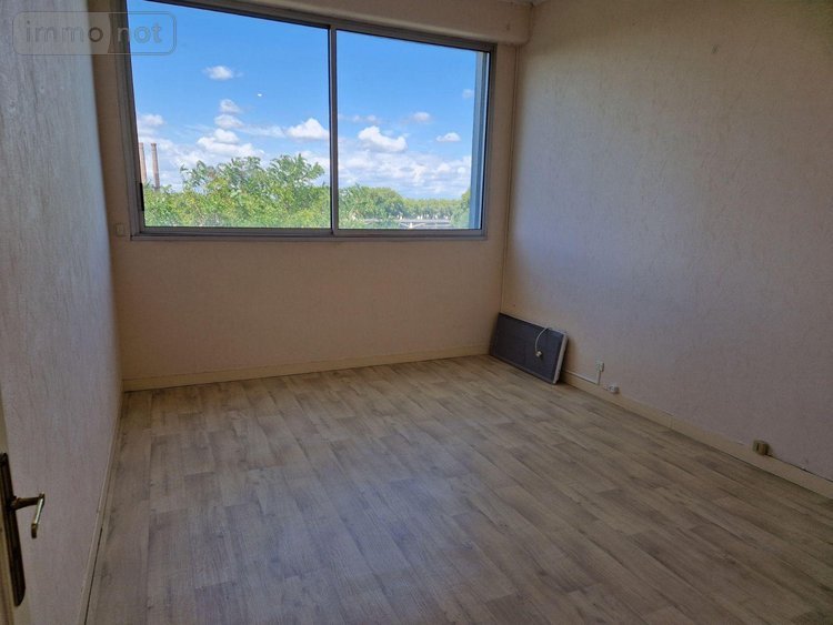 Appartement a vendre Châtellerault 86100 Vienne 76 m2 2 pièces 90100 euros