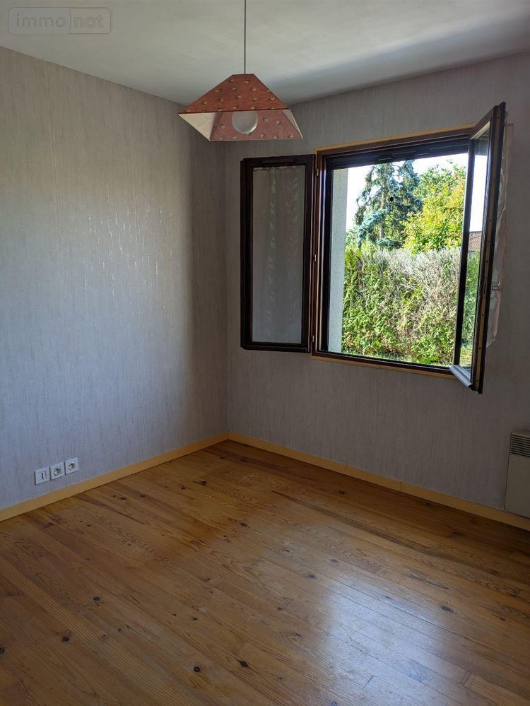 Maison a vendre Saint-Sulpice-de-Royan 17200 Charente-Maritime 79 m2  301600 euros